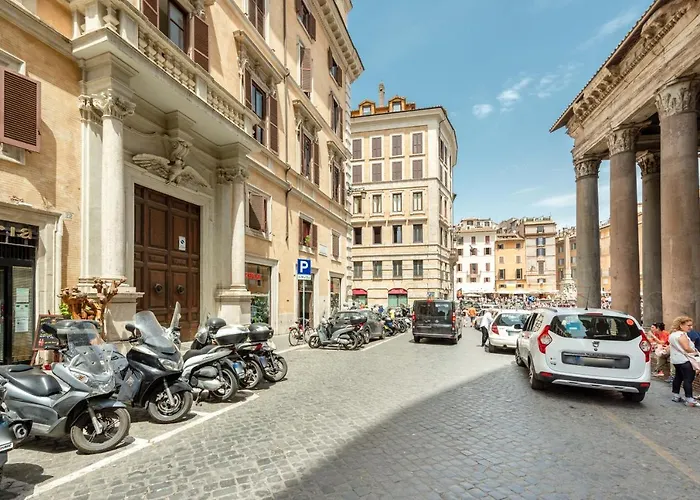 Rotonda 23 - Pantheon View Apartment *